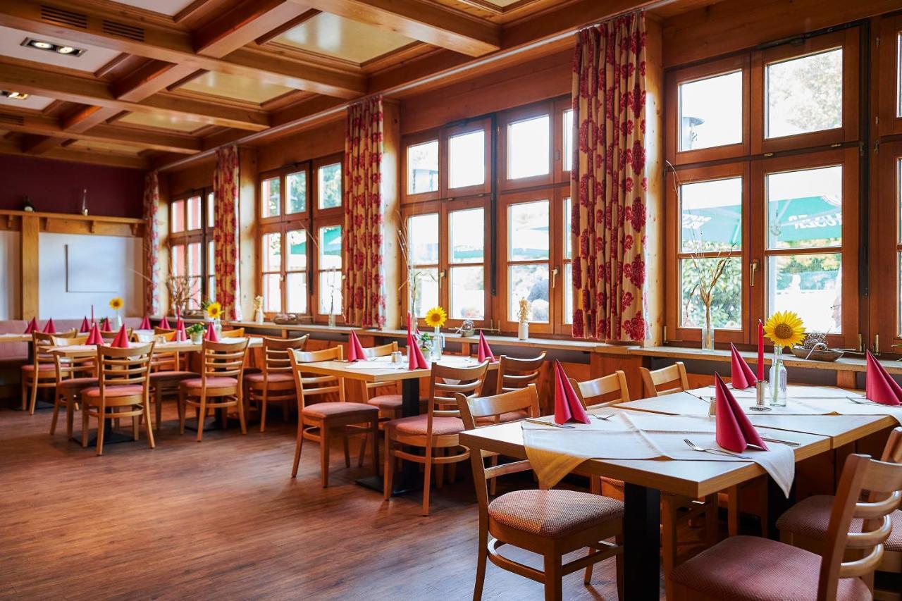 Flair-Hotel Zum Benediktiner Шварцах-ам-Майн Экстерьер фото