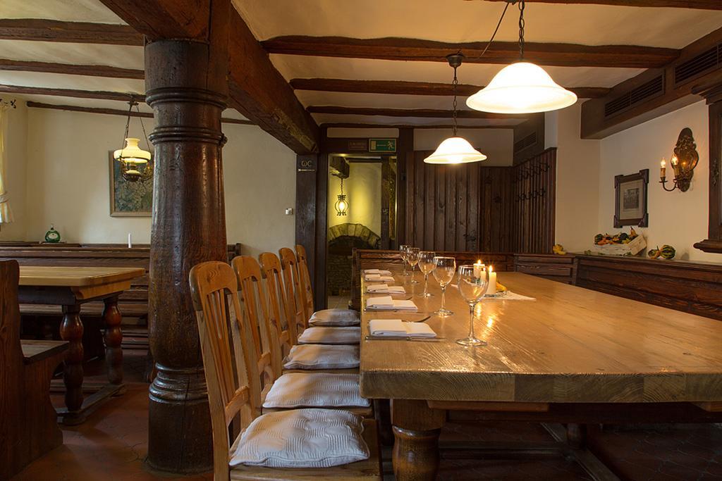 Flair-Hotel Zum Benediktiner Шварцах-ам-Майн Экстерьер фото